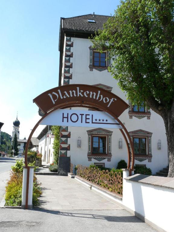Hotel Plankenhof B&B Pill ภายนอก รูปภาพ